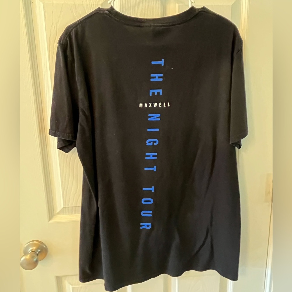 Gildan Maxwell Night Short Sleeve T-Shirt - Picture 2 of 8